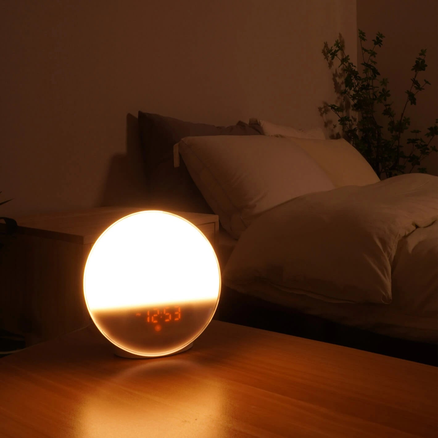 TITIROBA 光 目覚まし時計 置き時計 子供 かわいい デジタル めざまし時計 LED 調光 自然音 ルームライト 光る 目覚まし ライト 間接照明 ベッドサイドランプ アラーム シンプル 快眠 大音量